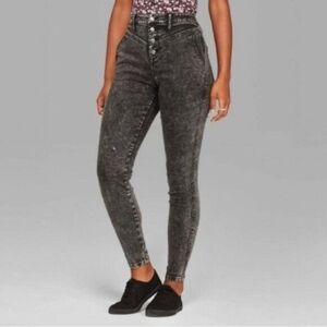 Wild Fable ultra high waist button fly skinny jean and black acid wash size 10